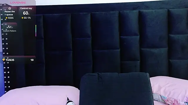 Snapshot of mamaneedsfun chatting on December 2025 01:12:02 PM mamaneedsfun online show from December 2025 01:12:02 PM