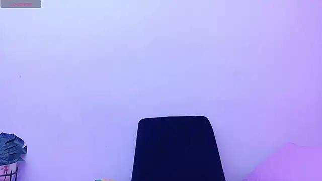 mamaneedsfun online show from December 2025 01:02:02 PM