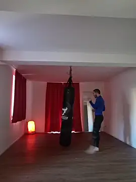 EyesNeverLies online show from December 2025 02:55:01 PM