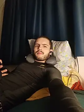 Snapshot of EyesNeverLies chatting on October 2025 07:33:02 PM EyesNeverLies online show from October 2025 07:33:02 PM