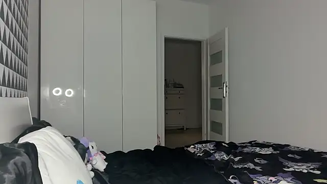 Snapshot of FluffySlutt chatting on November 2025 01:55:02 AM FluffySlutt online show from November 2025 01:55:02 AM