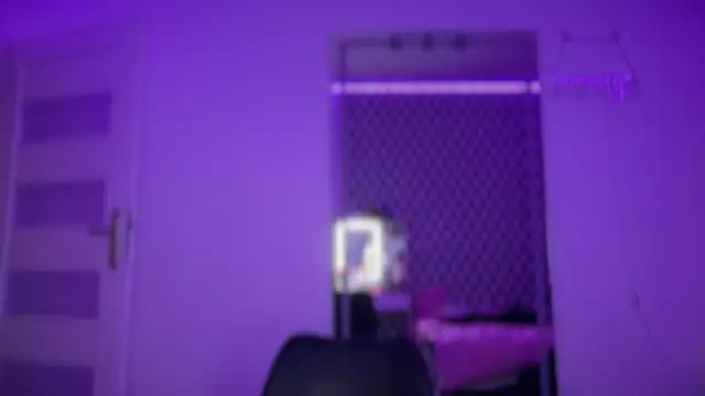 Snapshot of FluffySlutt chatting on May 2026 11:09:01 PM FluffySlutt online show from May 2026 11:09:01 PM