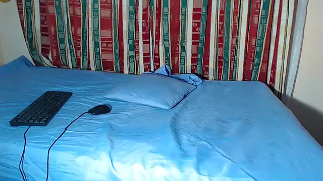 Snapshot of xebonyqueeenxxx chatting on October 2025 10:22:02 PM xebonyqueeenxxx online show from October 2025 10:22:02 PM