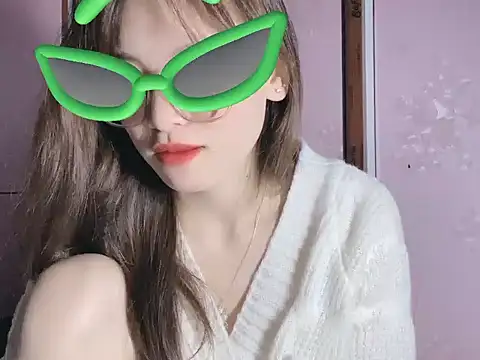 Snapshot of Analia59 chatting on November 2025 04:00:01 PM Analia59 online show from November 2025 04:00:01 PM