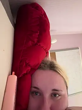 imawhorenslut19 online show from April 2026 06:56:01 PM