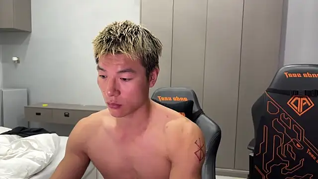 AAASuck online show from May 2026 02:49:02 PM