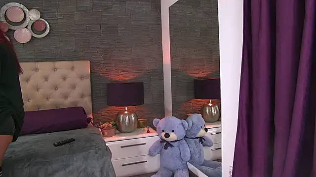 Snapshot of VannyFoxx chatting on May 2026 03:56:02 PM VannyFoxx online show from May 2026 03:56:02 PM