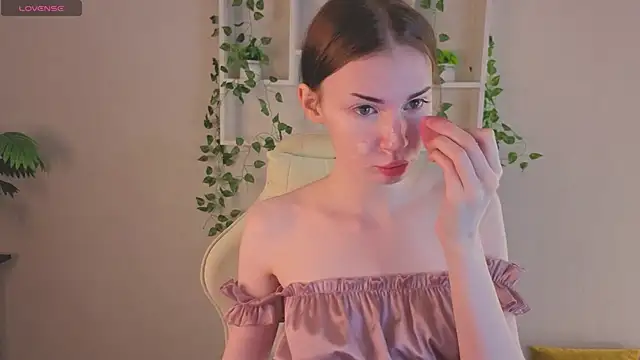 Snapshot of Jennie_Hunter chatting on December 2025 09:22:02 AM Jennie Hunter online show from December 2025 09:22:02 AM