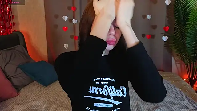 Jennie Hunter online show from February 2026 09:39:02 AM