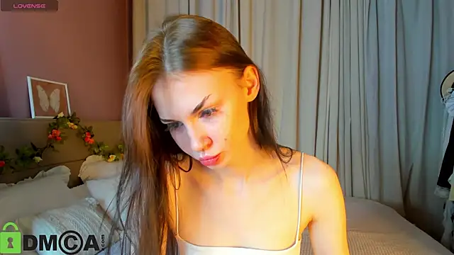 Snapshot of Jennie_Hunter chatting on October 2025 09:30:01 AM Jennie Hunter online show from October 2025 09:30:01 AM