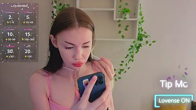 Snapshot of Jennie_Hunter chatting on December 2025 09:41:01 AM Jennie Hunter online show from December 2025 09:41:01 AM