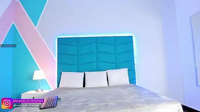 mara winters  online show from November 2025 11:24:02 AM