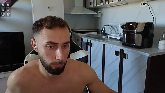 Snapshot of RyanStorm_ chatting on November 2025 12:43:02 PM RyanStorm online show from November 2025 12:43:02 PM