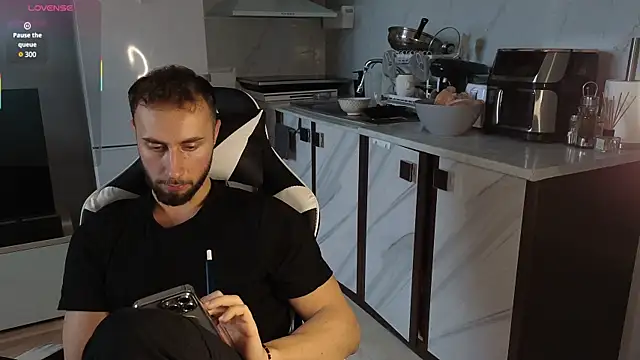 Snapshot of RyanStorm_ chatting on November 2025 01:59:01 PM RyanStorm online show from November 2025 01:59:01 PM