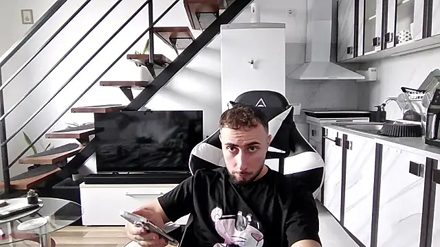 RyanStorm  online show from October 2025 03:24:02 PM