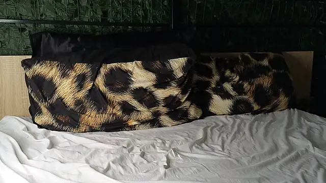 Snapshot of RyanStorm_ chatting on October 2025 10:31:02 PM RyanStorm online show from October 2025 10:31:02 PM