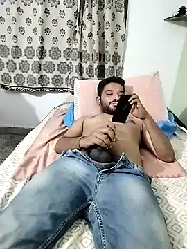 avi007p online show from October 2025 01:10:02 PM