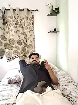 avi007p online show from March 2026 07:54:01 AM