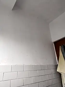 avi007p online show from February 2026 05:07:02 AM