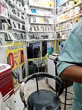 avi007p online show from February 2026 01:19:02 PM