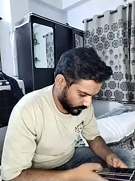 avi007p online show from January 2026 05:17:02 PM