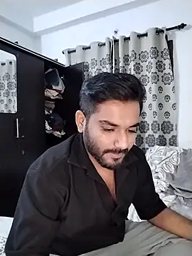 avi007p online show from February 2026 06:05:02 PM