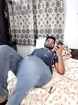 avi007p online show from March 2026 05:35:01 PM
