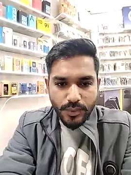 avi007p online show from December 2025 01:04:02 PM