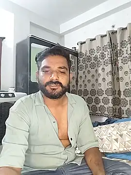 avi007p online show from June 2026 06:40:01 PM