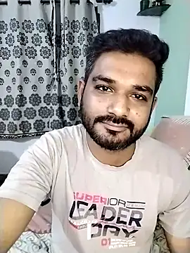 avi007p online show from October 2025 07:59:01 PM
