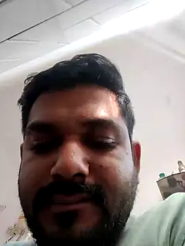 avi007p online show from December 2025 04:50:02 AM