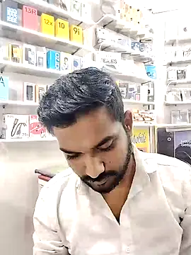 avi007p online show from September 2025 01:14:01 PM