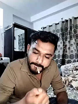 avi007p online show from April 2026 05:52:01 PM