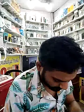 avi007p online show from September 2025 11:28:02 AM