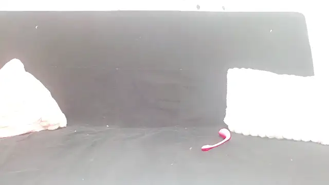 Snapshot of Emmahahaha17 chatting on October 2025 03:36:01 PM Emmahahaha17 online show from October 2025 03:36:01 PM