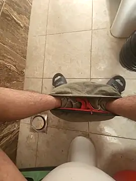 WelloffUpthrow online show from December 2025 08:08:02 AM