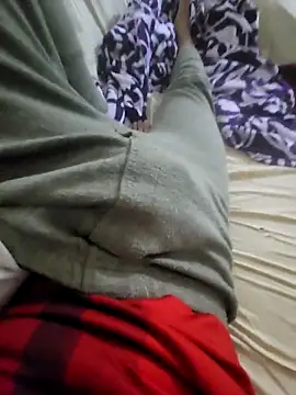 WelloffUpthrow online show from December 2025 12:04:01 AM