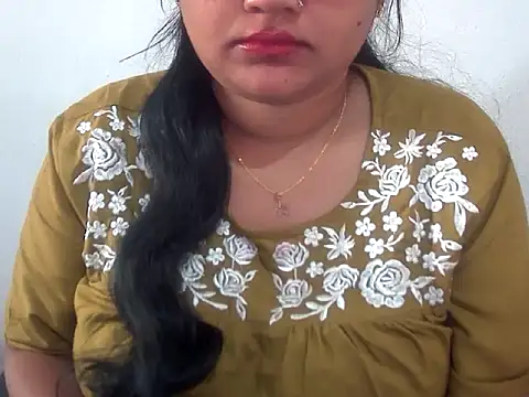 Saniya K online show from November 2025 01:32:02 AM