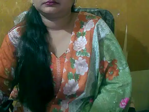 Snapshot of Saniya_K chatting on October 2025 04:20:02 PM Saniya K online show from October 2025 04:20:02 PM