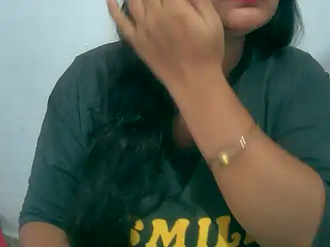 Saniya K online show from November 2025 01:17:02 AM