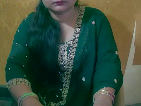 Snapshot of Saniya_K chatting on September 2025 05:25:01 AM Saniya K online show from September 2025 05:25:01 AM