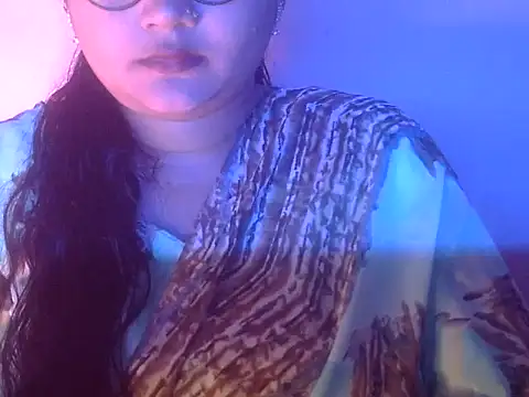 Snapshot of Saniya_K chatting on September 2025 02:39:02 PM Saniya K online show from September 2025 02:39:02 PM