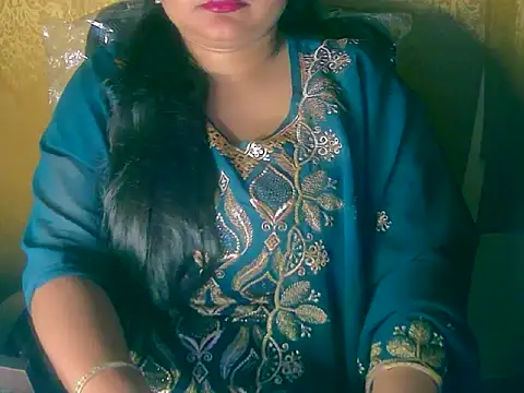 Snapshot of Saniya_K chatting on October 2025 05:35:01 PM Saniya K online show from October 2025 05:35:01 PM