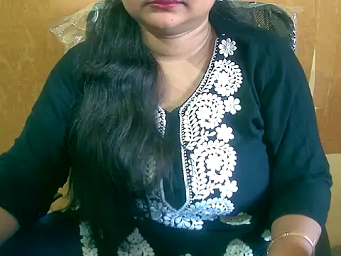 Snapshot of Saniya_K chatting on October 2025 07:13:01 AM Saniya K online show from October 2025 07:13:01 AM