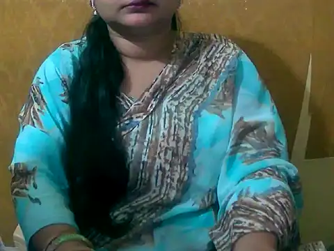 Snapshot of Saniya_K chatting on September 2025 03:39:02 PM Saniya K online show from September 2025 03:39:02 PM