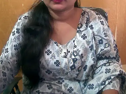 Snapshot of Saniya_K chatting on October 2025 07:56:01 AM Saniya K online show from October 2025 07:56:01 AM