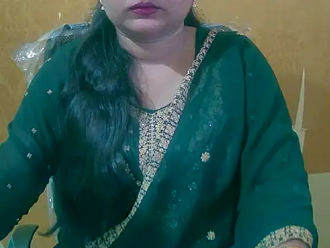 Snapshot of Saniya_K chatting on October 2025 11:12:01 AM Saniya K online show from October 2025 11:12:01 AM