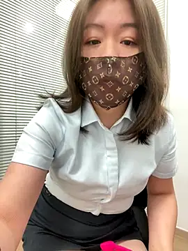 300-AMAM online show from November 2025 03:54:02 AM