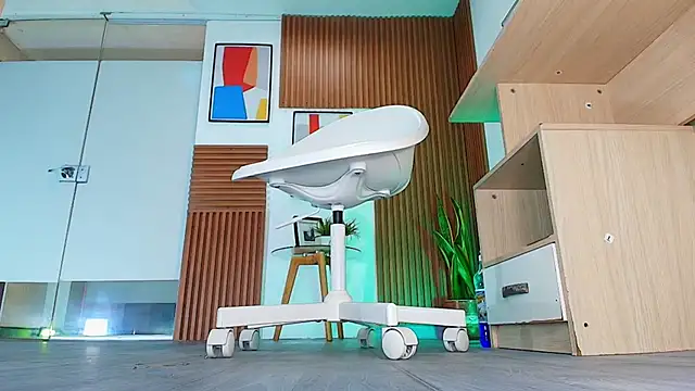 Snapshot of sweet_mile chatting on January 2026 12:09:02 PM sweet mile online show from January 2026 12:09:02 PM