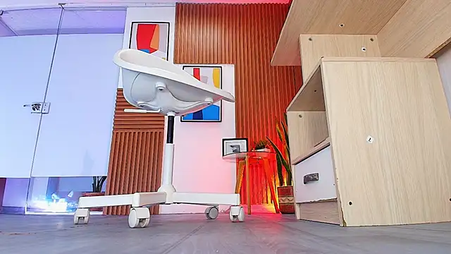 Snapshot of sweet_mile chatting on February 2026 12:11:01 PM sweet mile online show from February 2026 12:11:01 PM